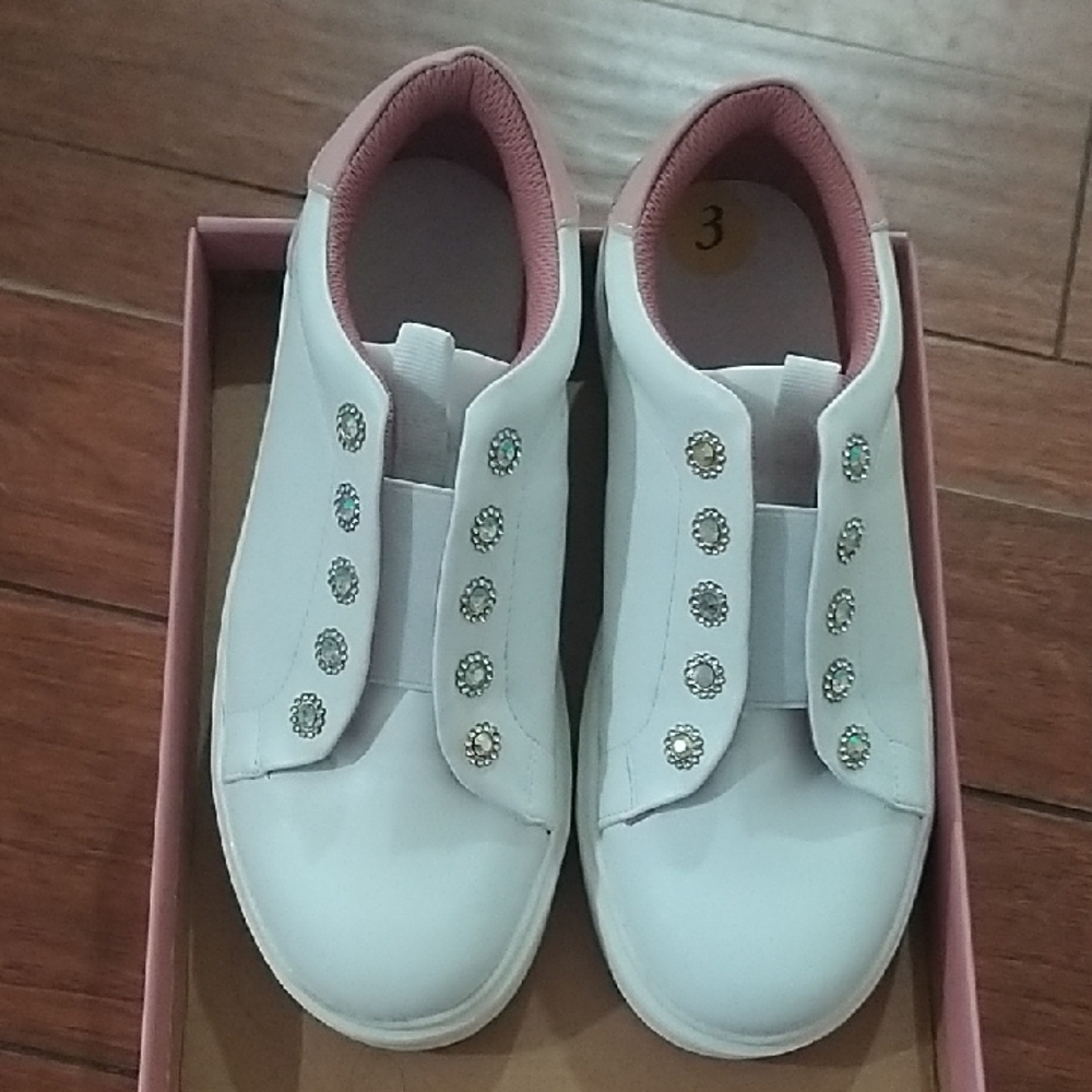 Sincerely Jules Classic White Sneakers